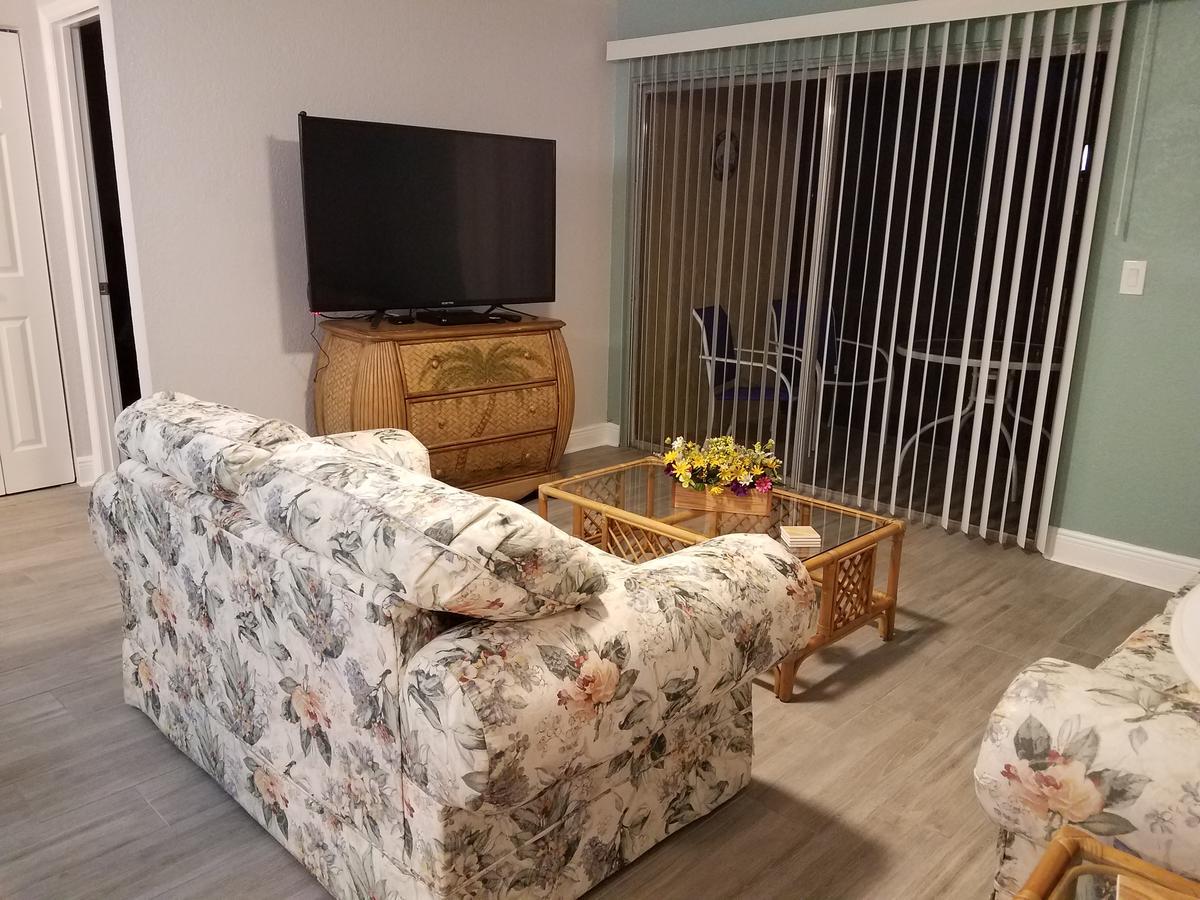 2Br/1Ba Vacation Rental - Sienna Park Sarasota Eksteriør billede