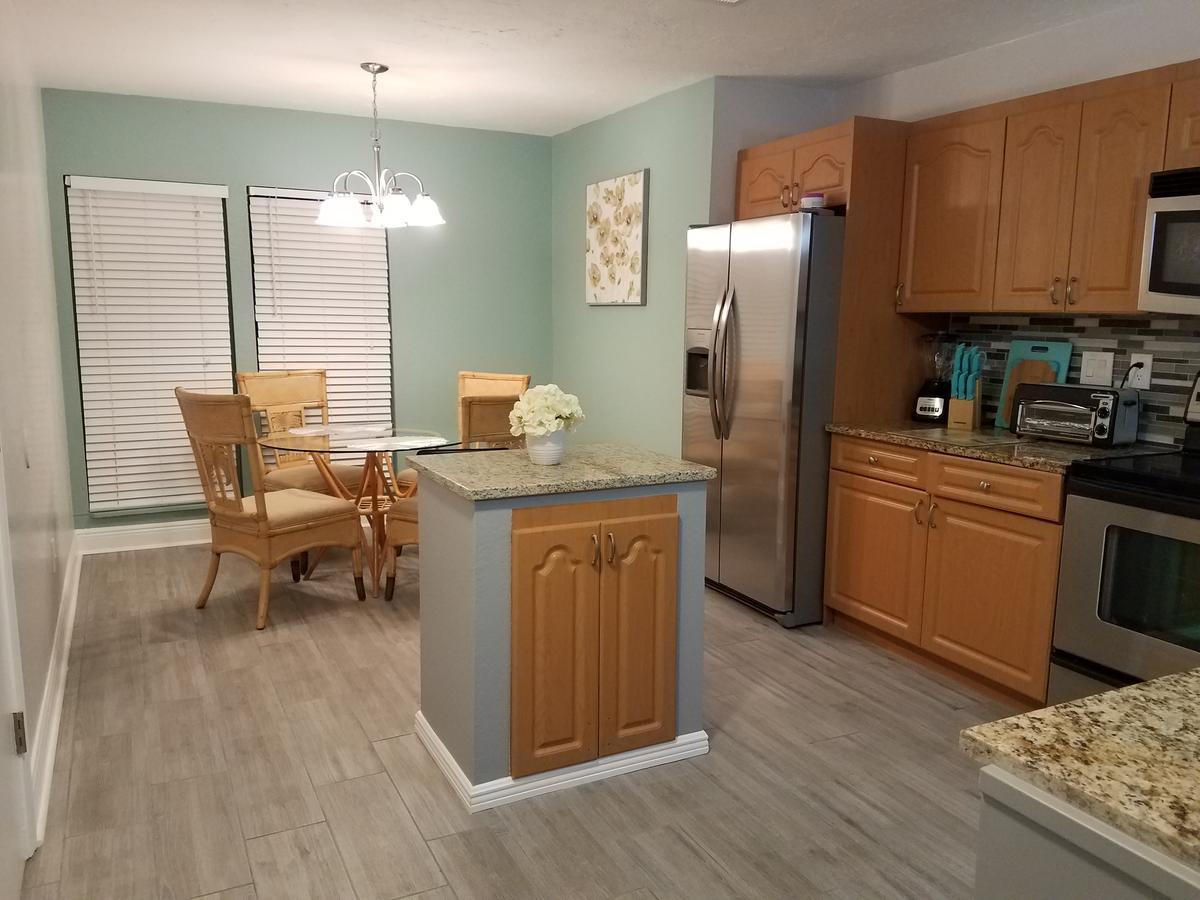 2Br/1Ba Vacation Rental - Sienna Park Sarasota Eksteriør billede